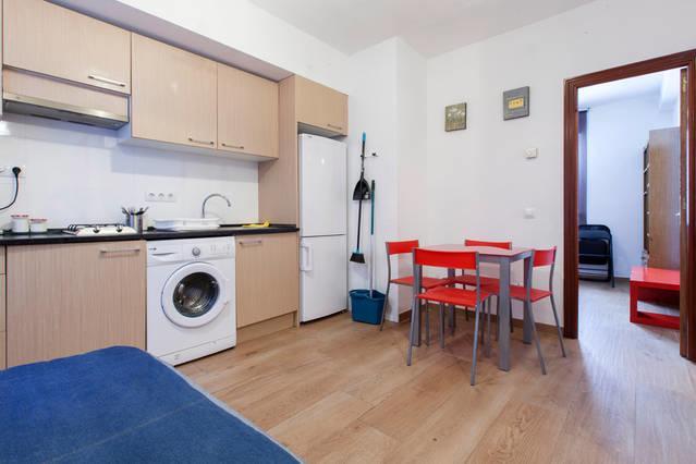 Mercado Anton Martin Apartment Madrid Eksteriør billede
